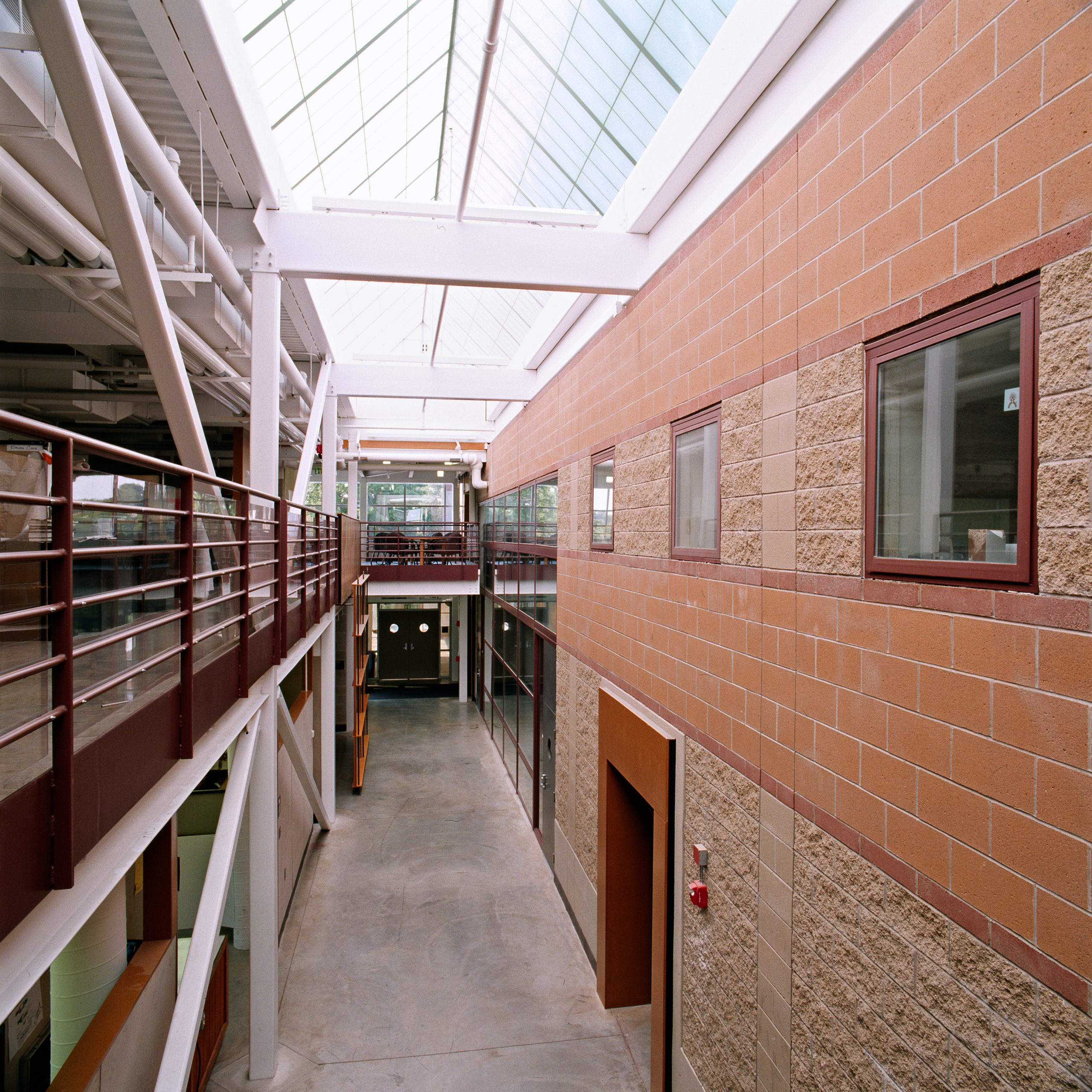 Kite_0361_Roger Williams_School of Architecture_Interior_Hall