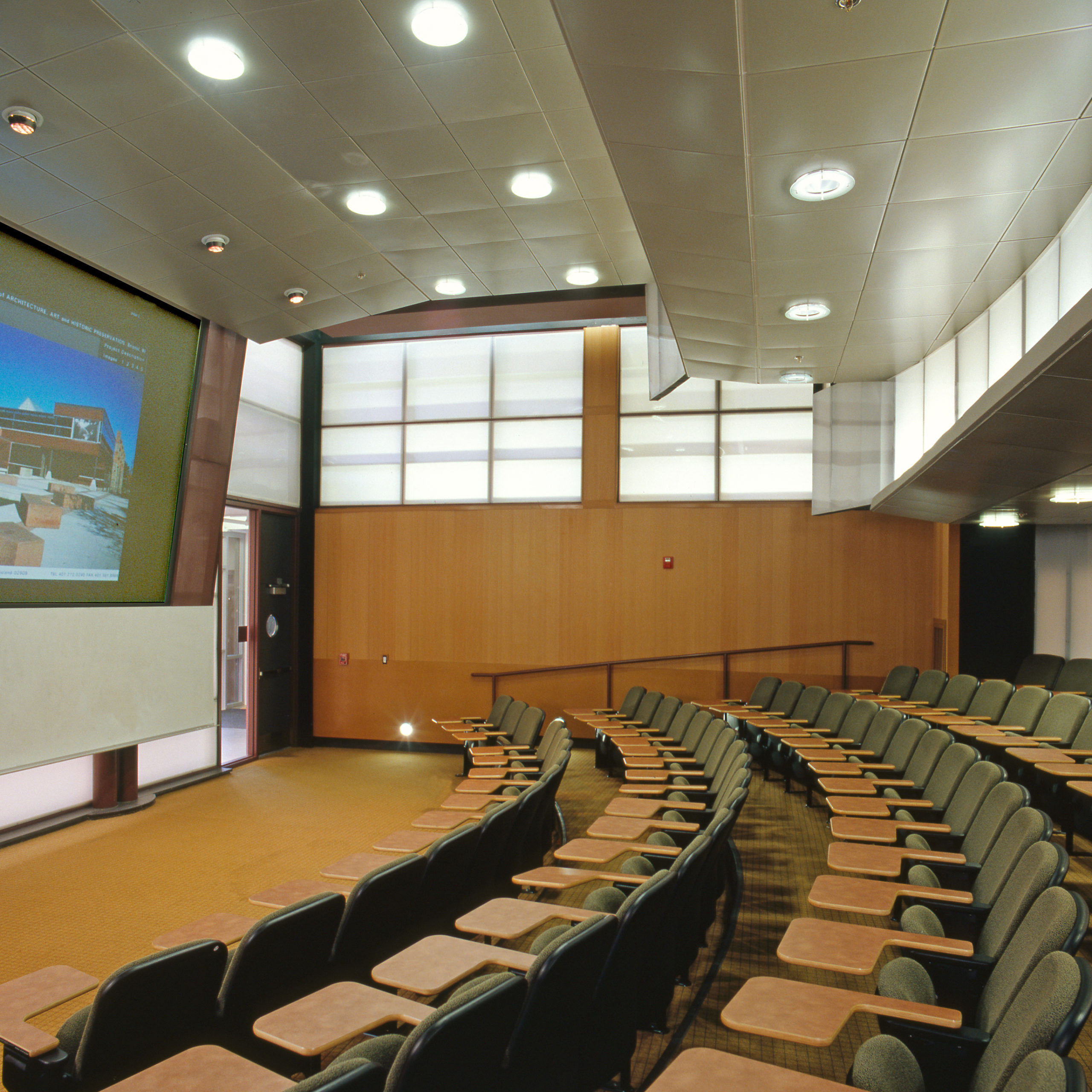 Kite_0361_Roger Williams_School of Architecture_Interior_Lecture Hall